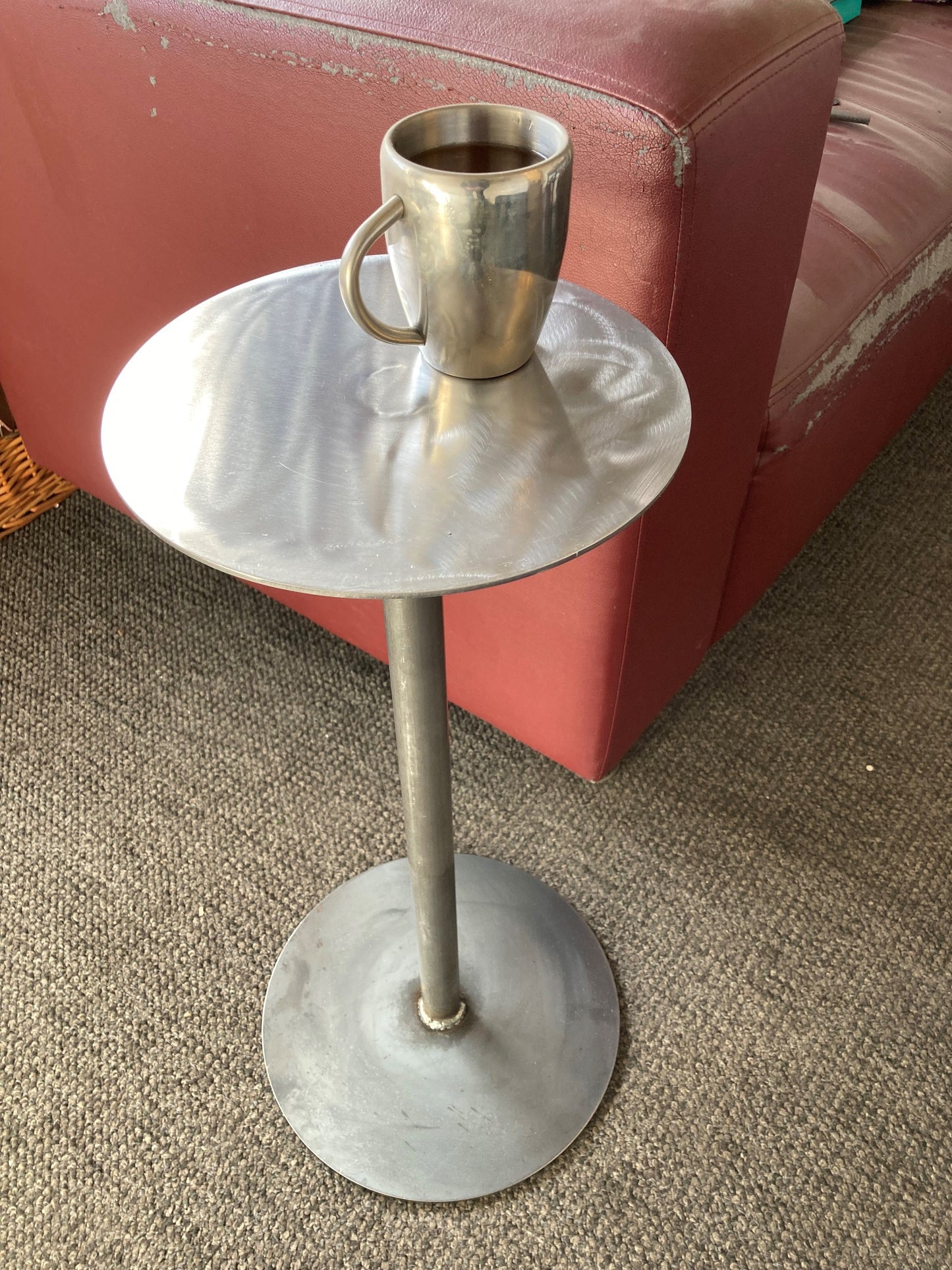 Urban Loft Look Industrial Style Round Table