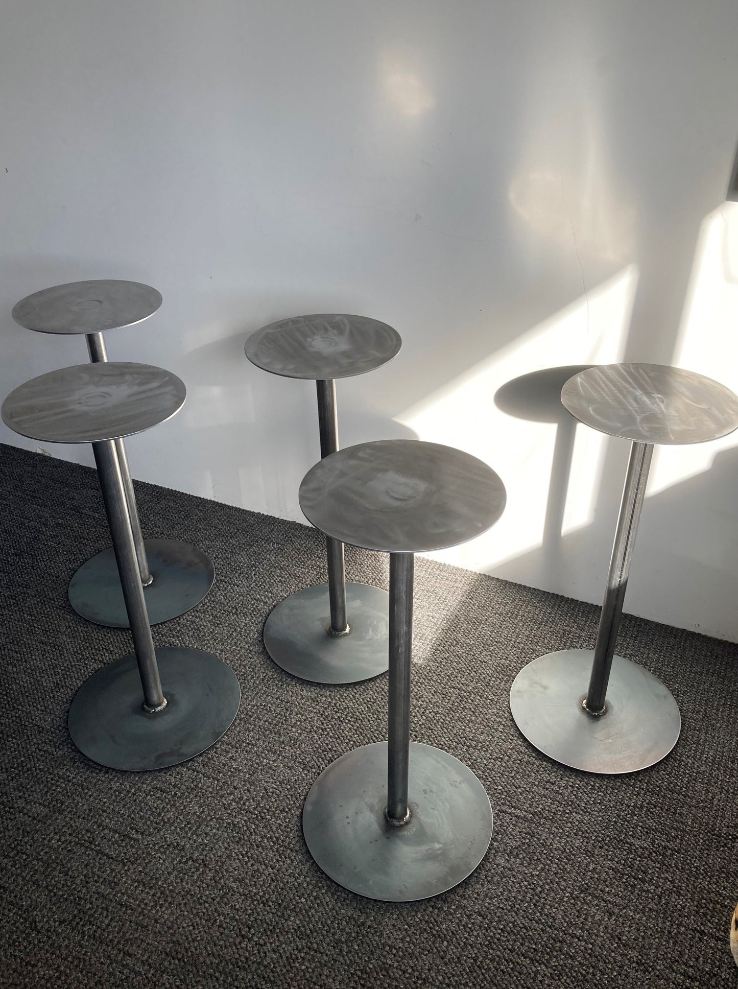 Urban Loft Look Industrial Style Round Table