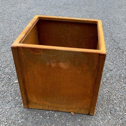 Weathered Steel Garden Cube Planters