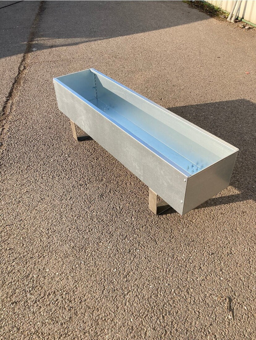 Medium Galvanised Trough 1.5m/Garden Planter/Flower Container