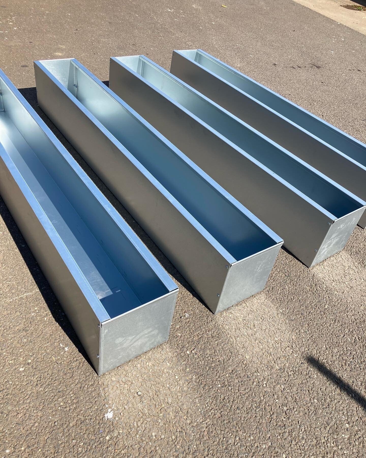 Galvanised Planter Trough with no legs - Garden Planter - Flower Container - Various Sizes
