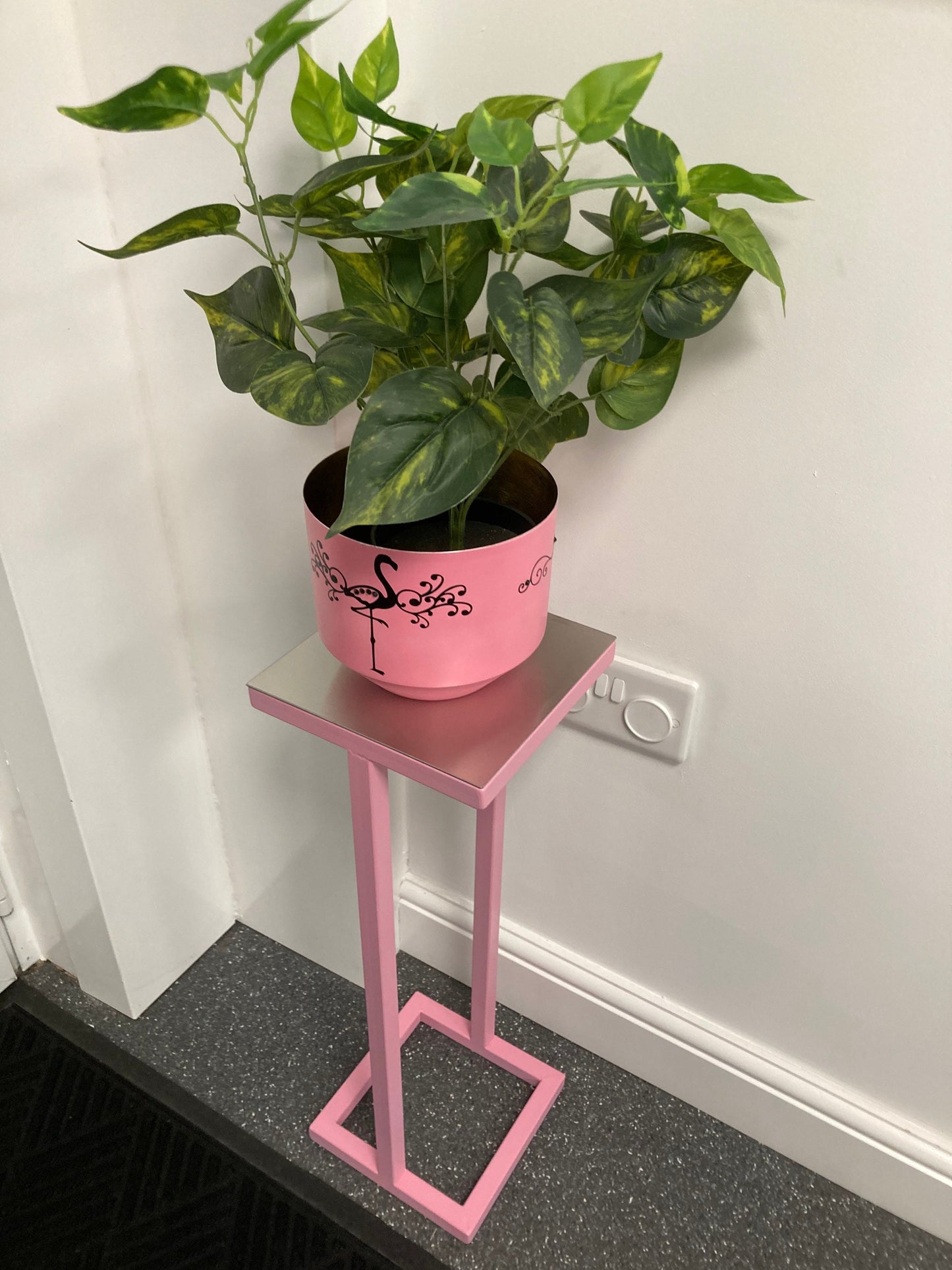 Small Light/Plant/Speaker Table - Pink Frame - 19.5cm x 19.5cm