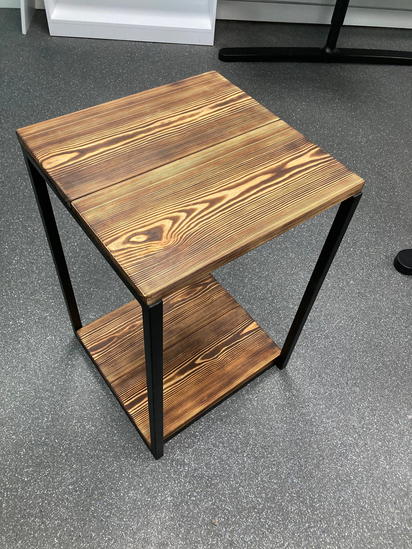 Side Table with Storage 2 Tier - 39.5cm x 39.5cm - Sofa Table - Bedside Table - 2 Tier Table - Small Table - Table with Shelf