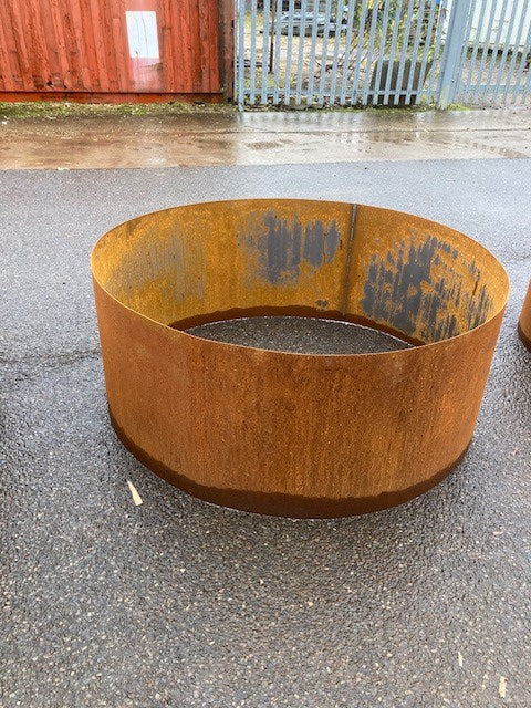 Corten Steel Raised Round Open Bottom Planter Beds